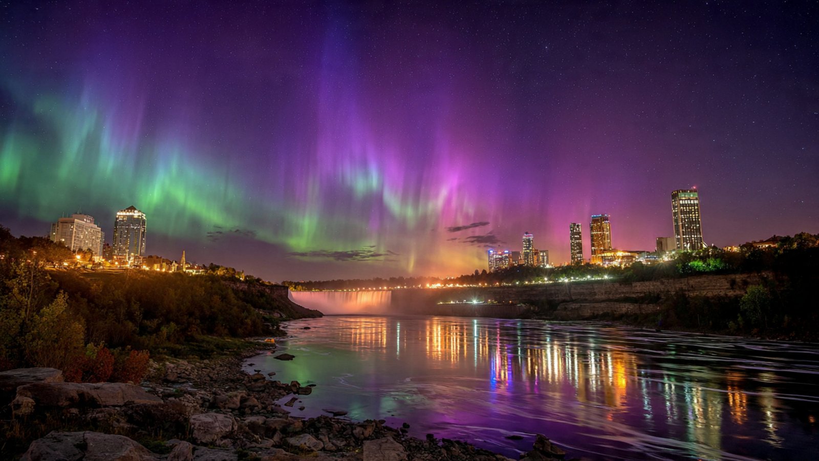 Niagara Falls Aurora